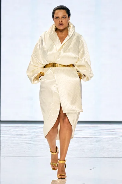 Look 48